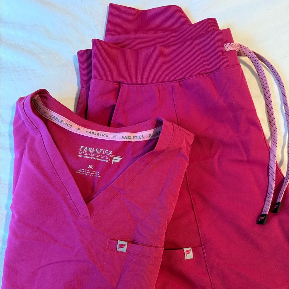 Fabletics scrubs set